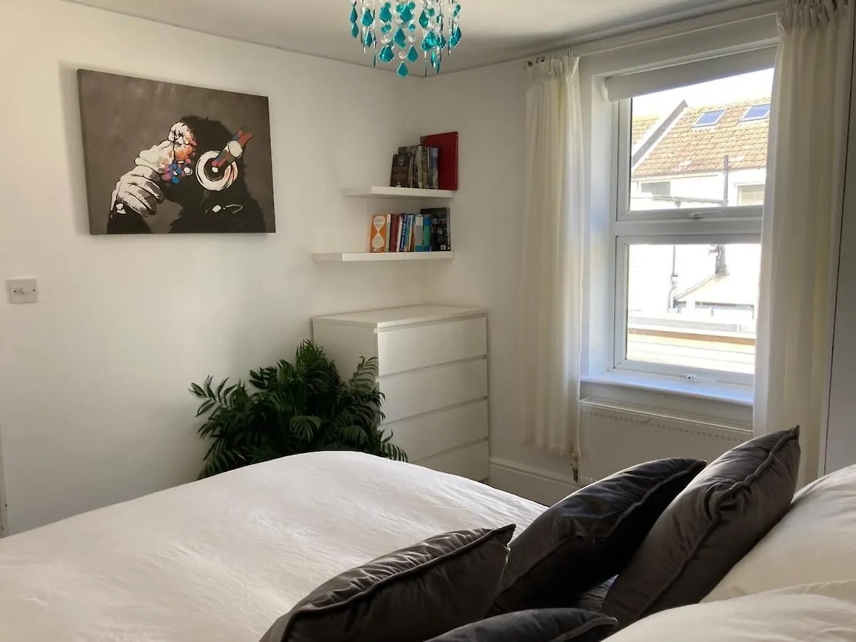 Holiday home Spacious 4 Bed House, Near The Beach Brighton