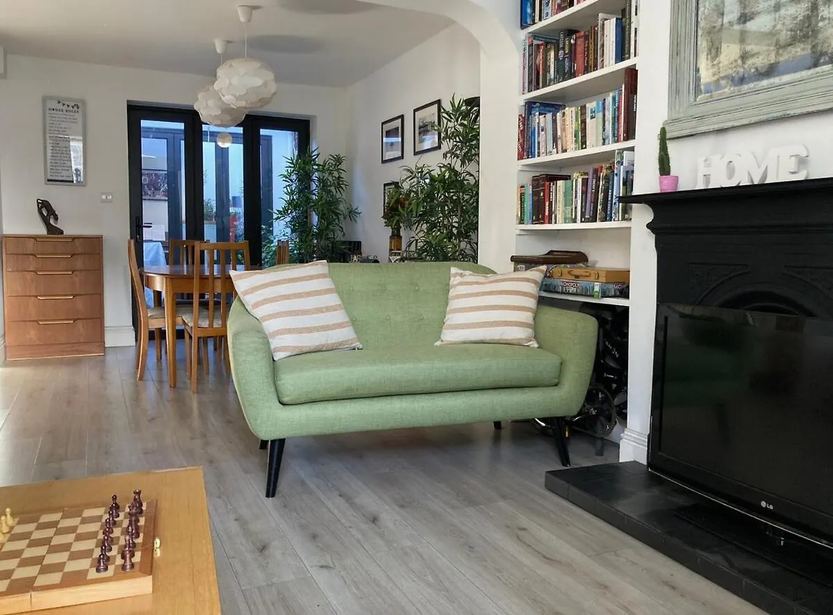 Spacious 4 Bed House, Near The Beach Brighton United Kingdom
